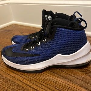 Mens Nike AirMax, size 11